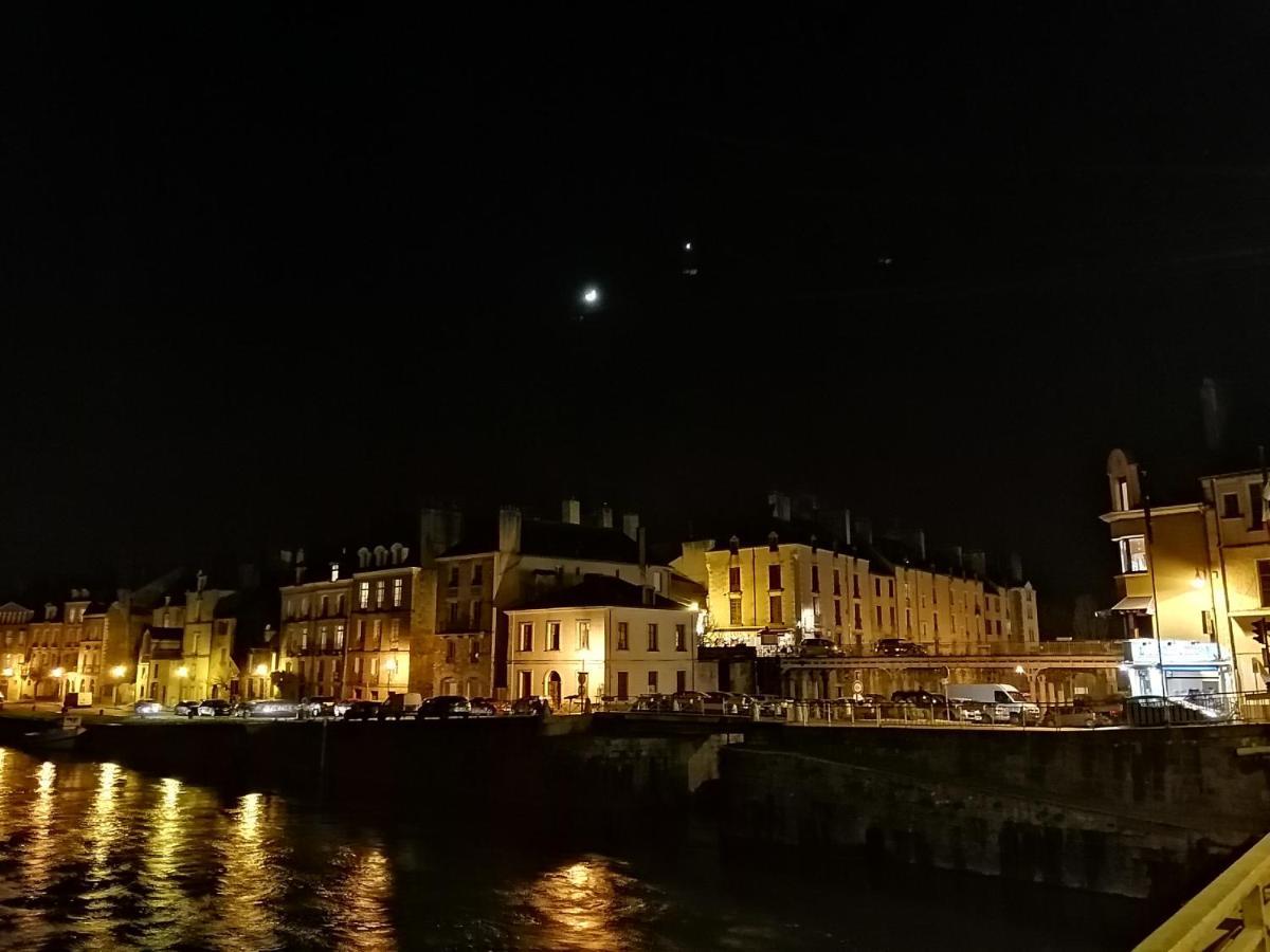 Spacieux T3 Lumineux Dans Quartier Historique Avec Wifi ルドン エクステリア 写真